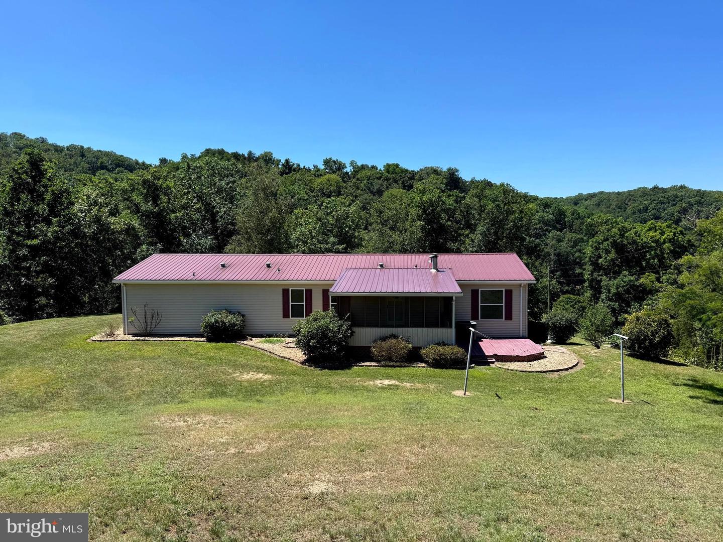1829 Mozer Rd Property Photo 6