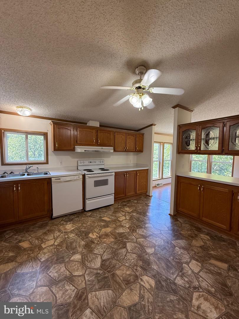 1829 Mozer Rd Property Photo 10