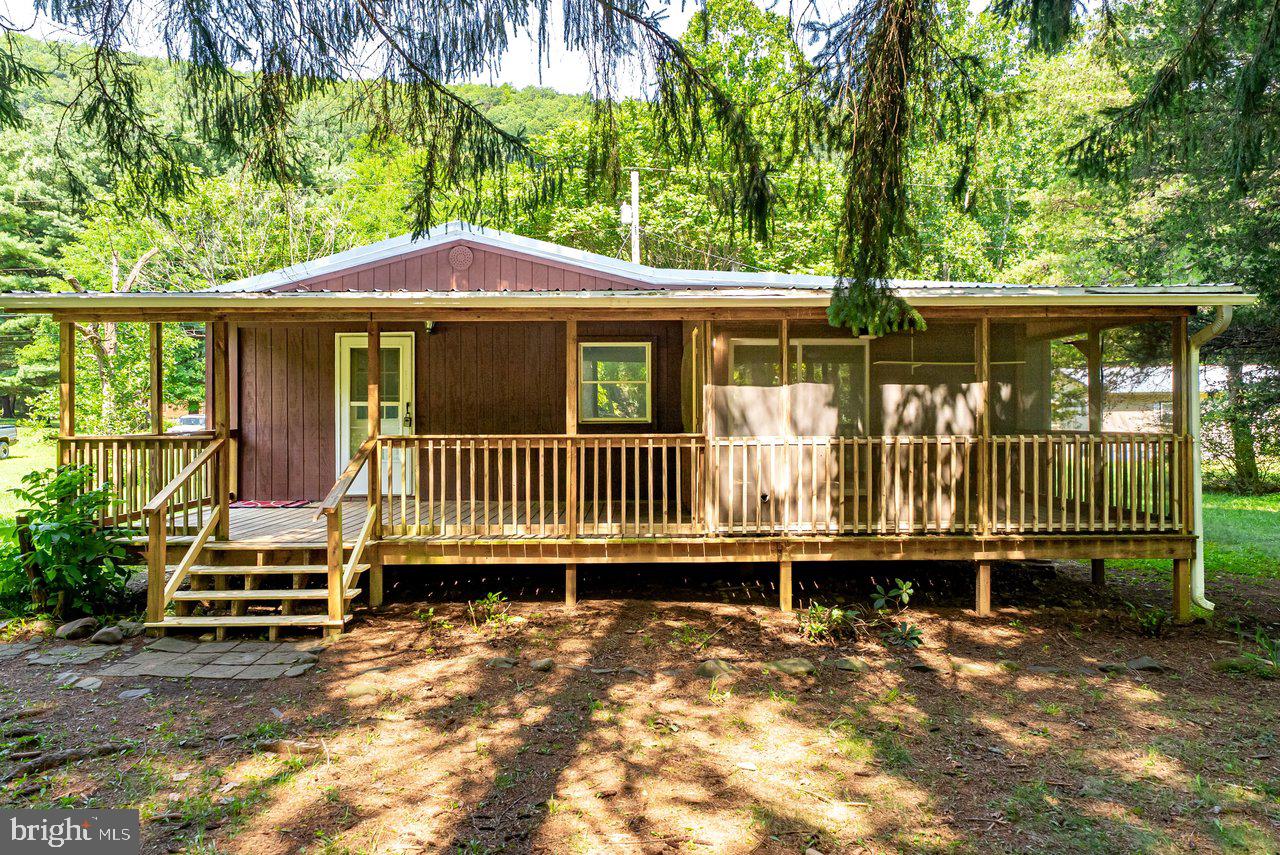 3368 Brushy Fork Rd Property Photo 2