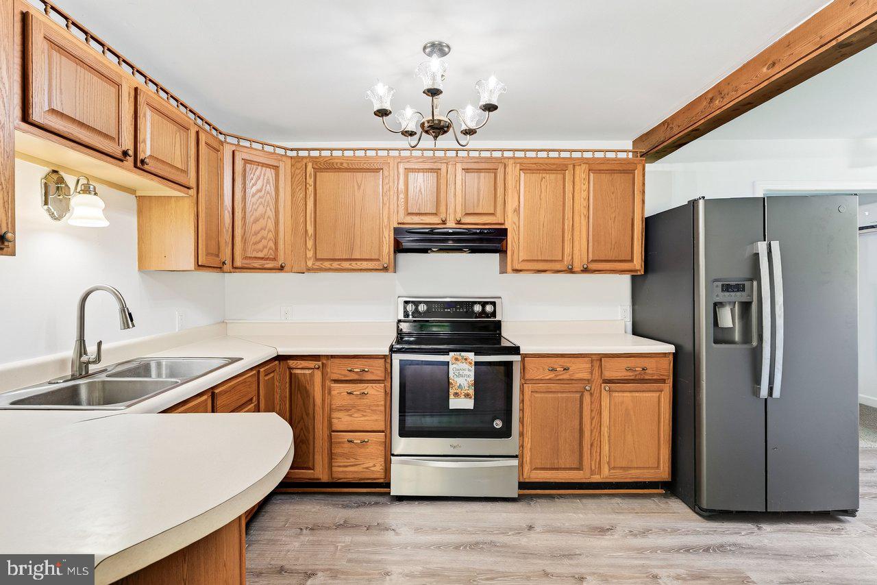 3368 Brushy Fork Rd Property Photo 6