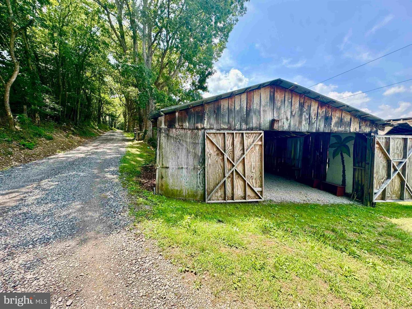 624 Arnold Hill Rd Property Photo 13