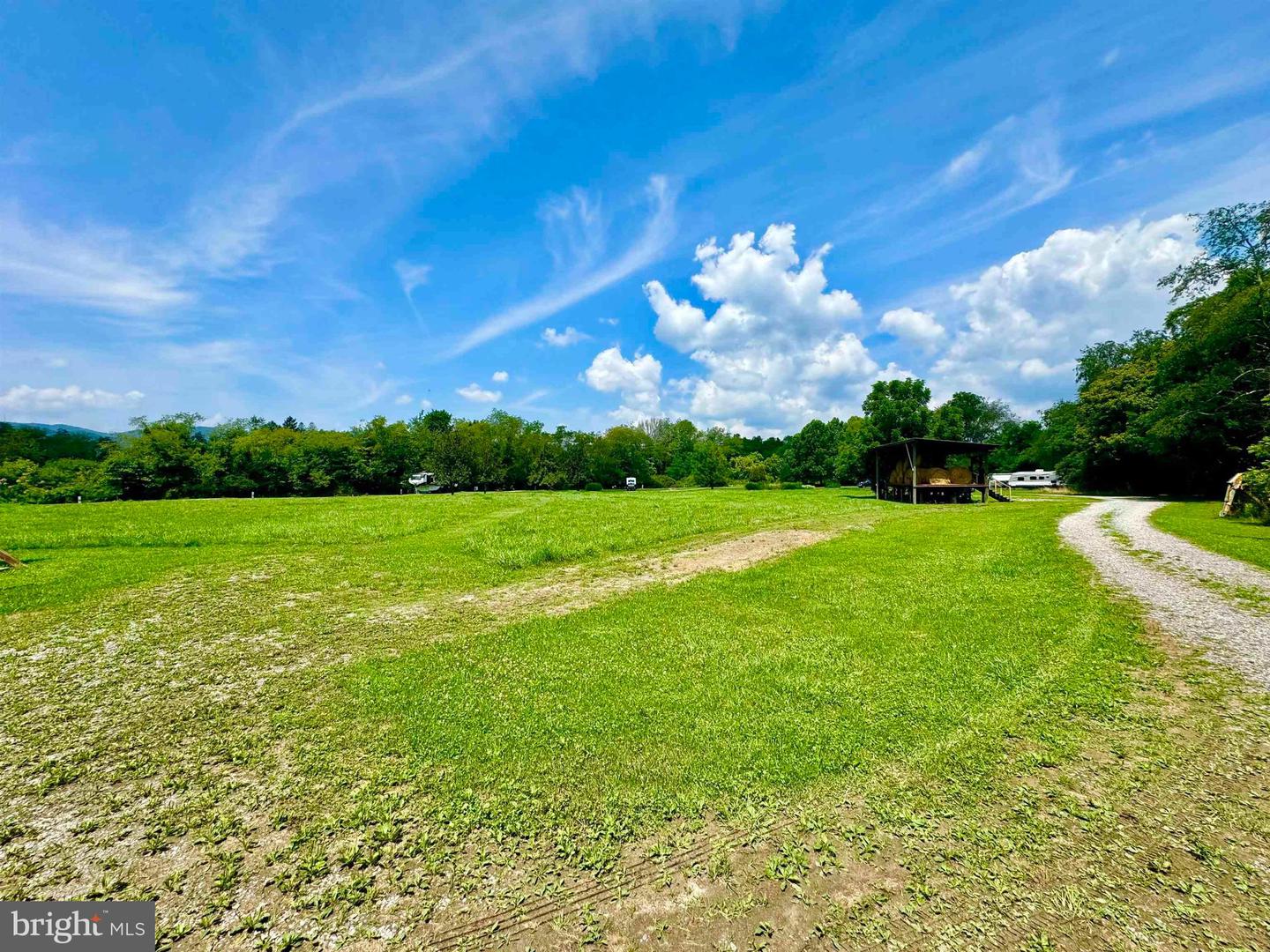 624 Arnold Hill Rd Property Photo 16