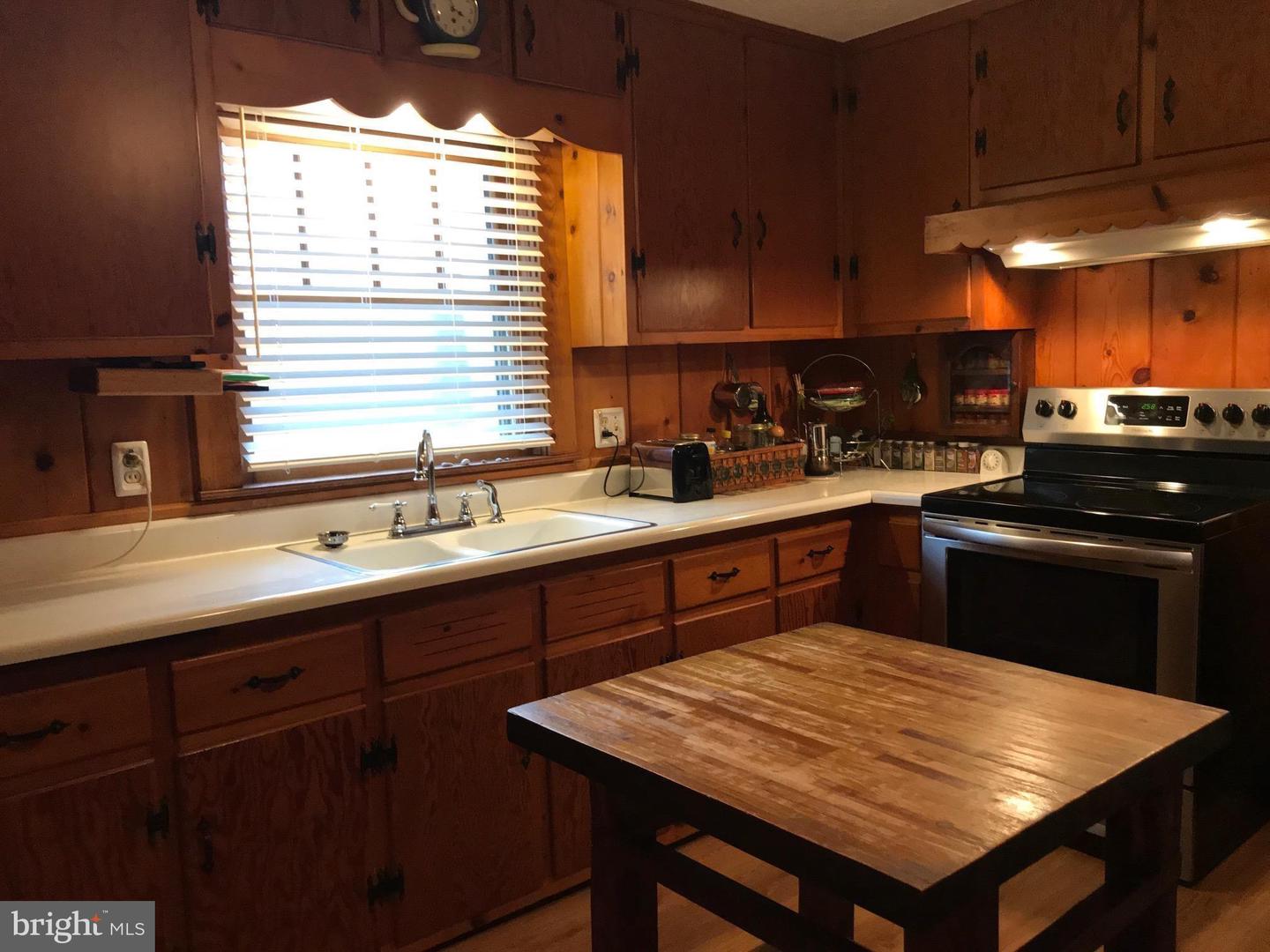 624 Arnold Hill Rd Property Photo 19