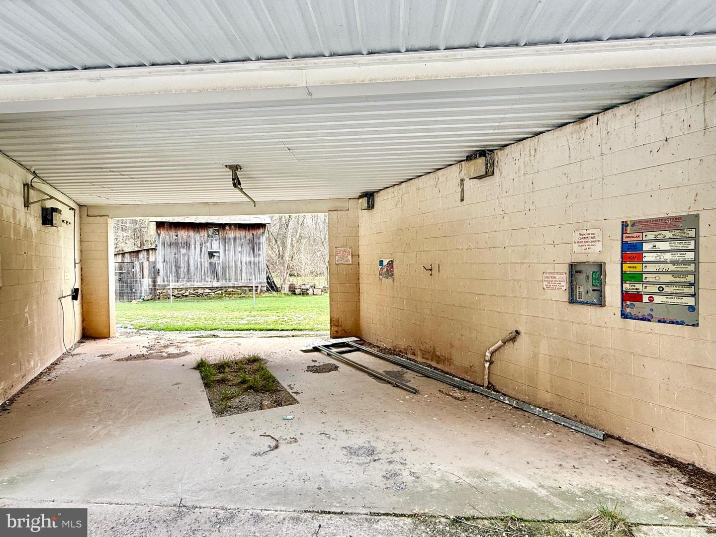 22616 Allegheny Highway Property Photo 4