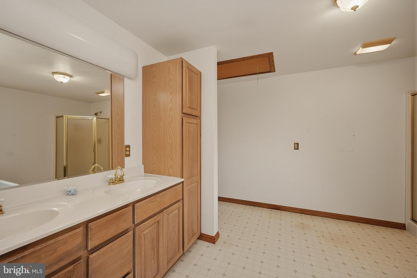 1258 Long Run Property Photo 44