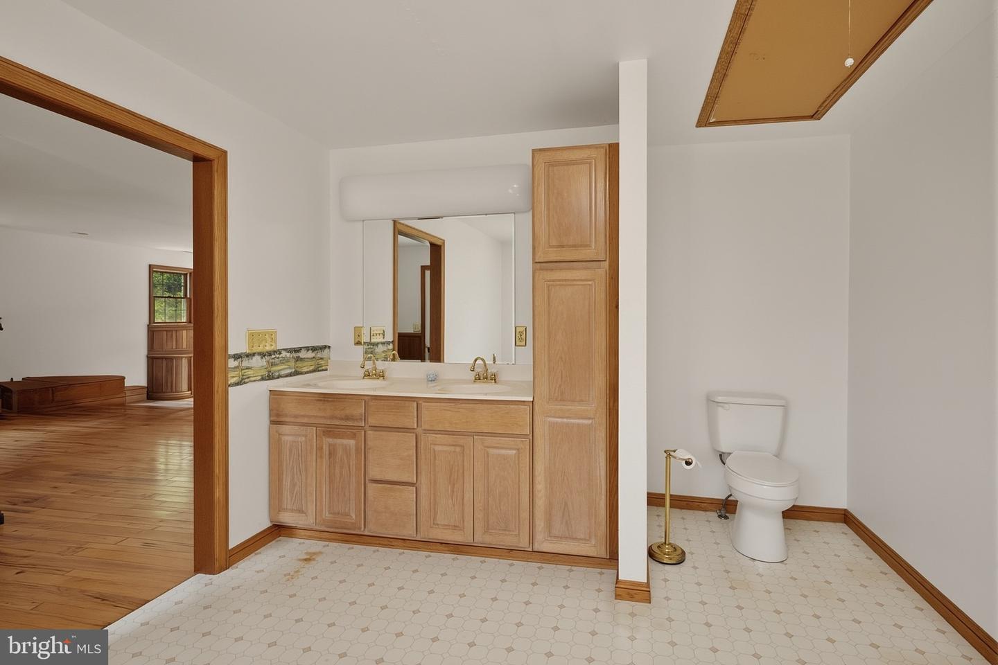 1258 Long Run Property Photo 48