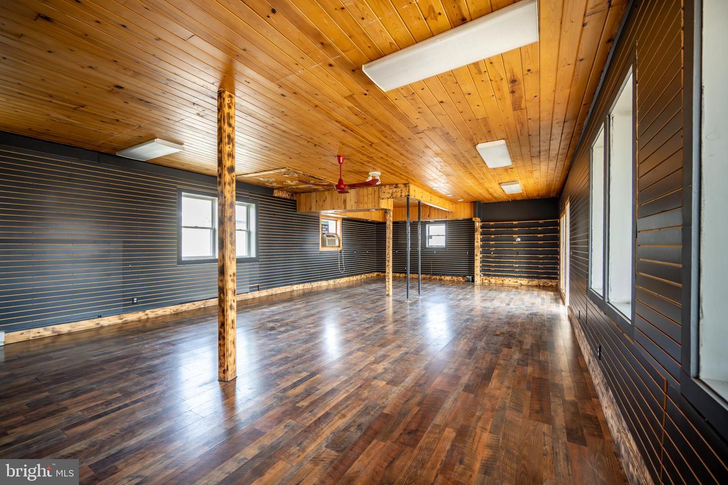 774 William Ave Property Photo 8