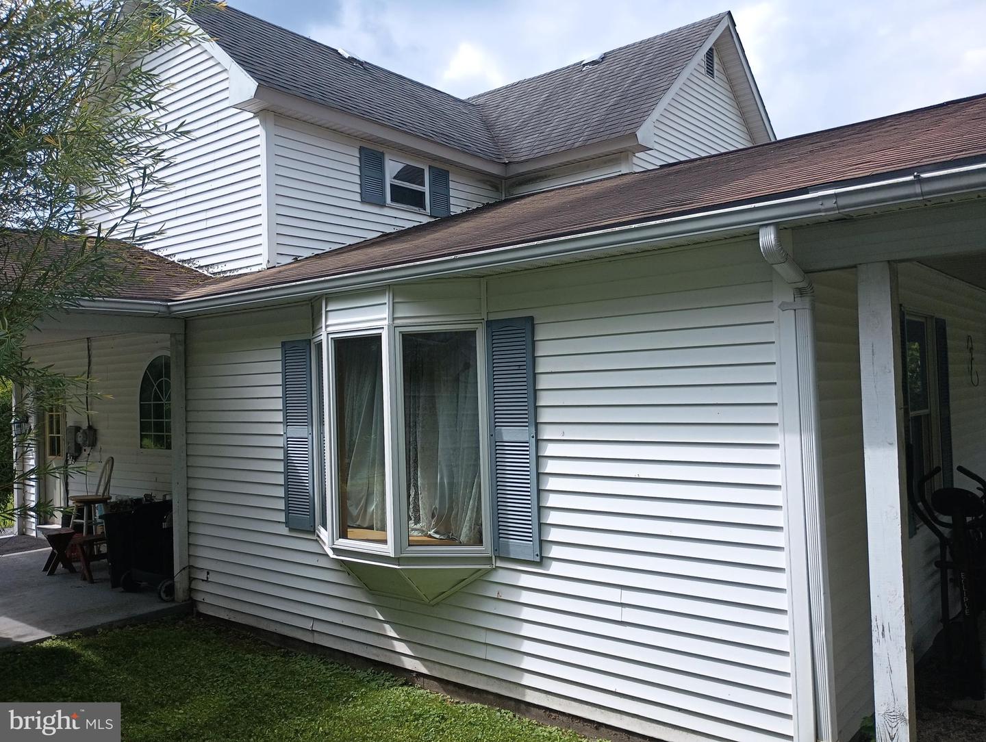 36 Seventh St Property Photo 2