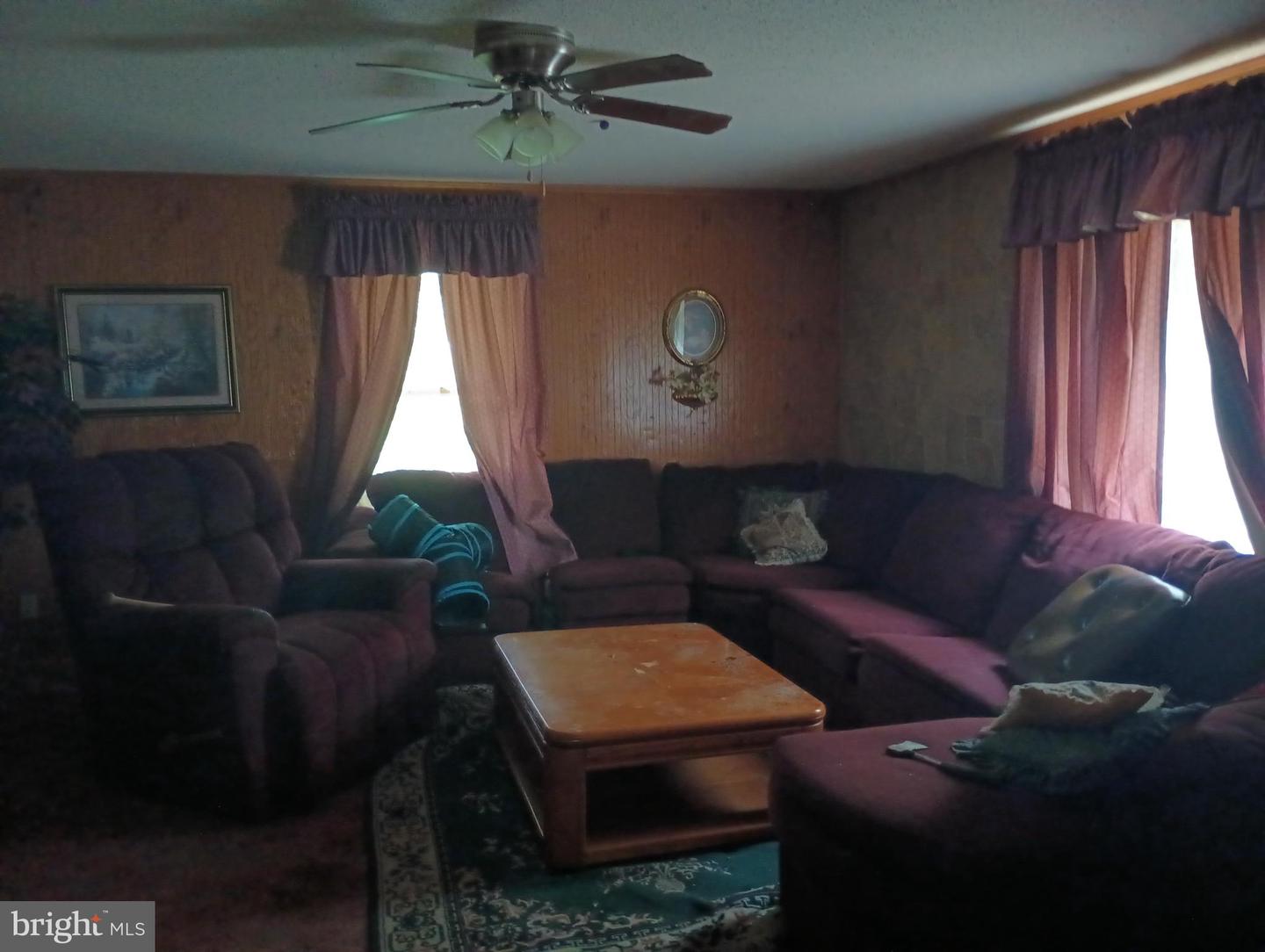 36 Seventh St Property Photo 6
