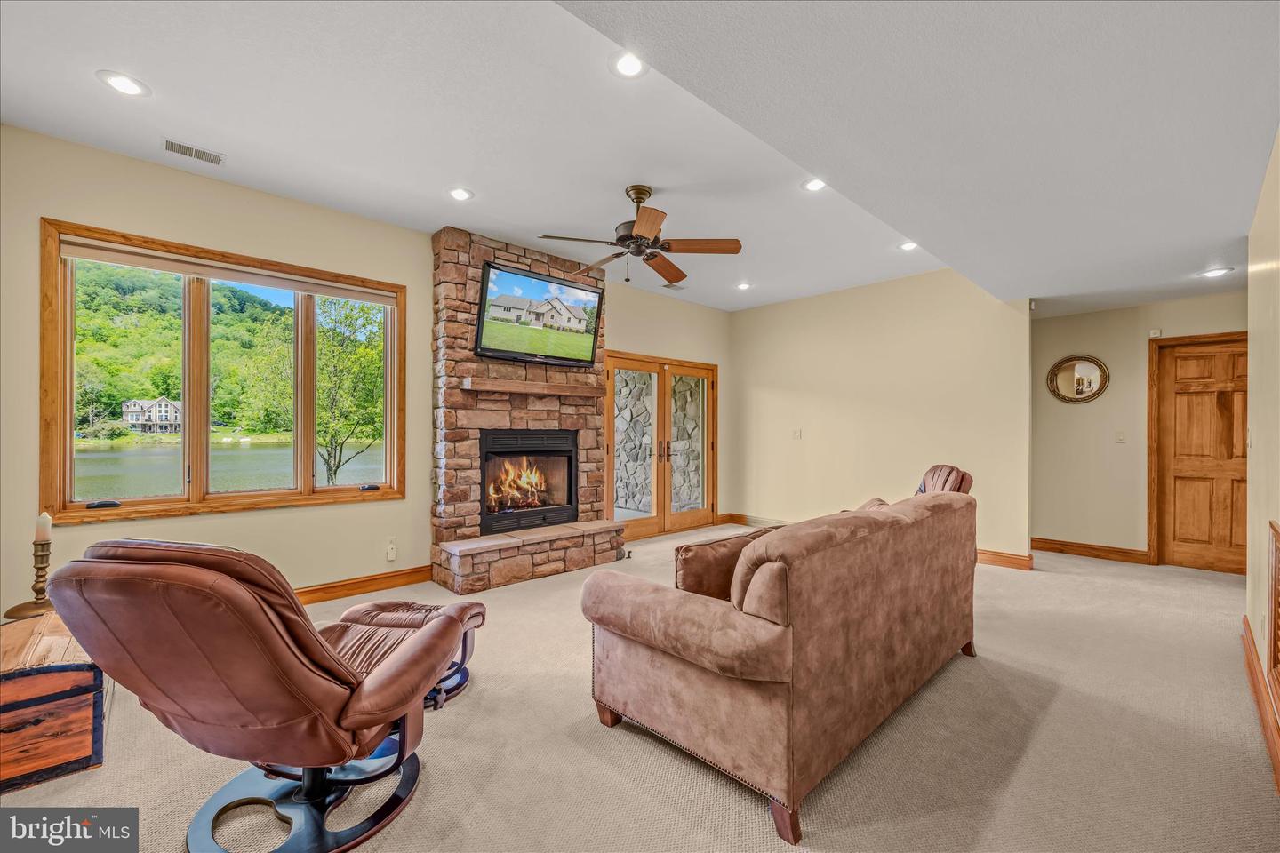 344 Mallow Lake Dr Property Photo 47