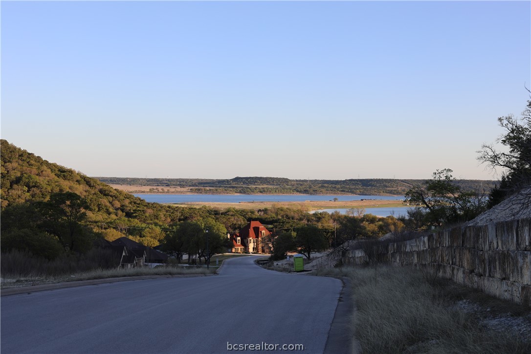 3515 Shoreline Property Photo 1