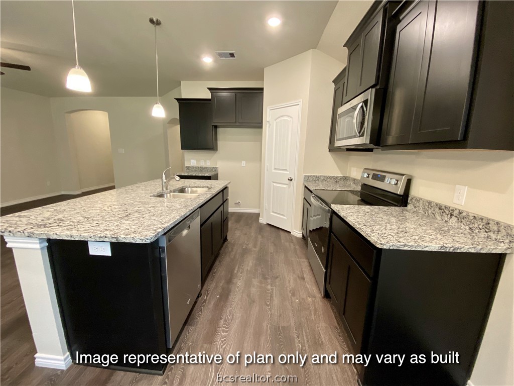 2068 Chief Street Property Photo 7