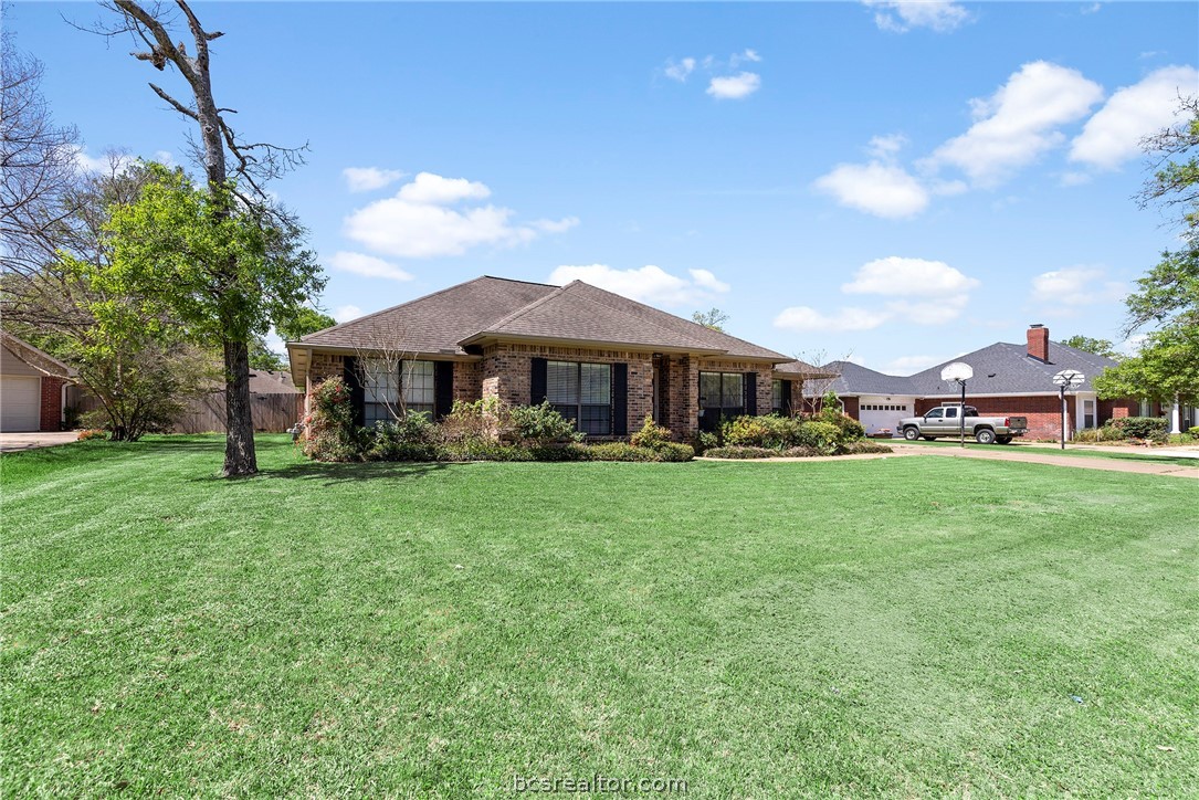 2808 Cimarron Court Property Photo 2