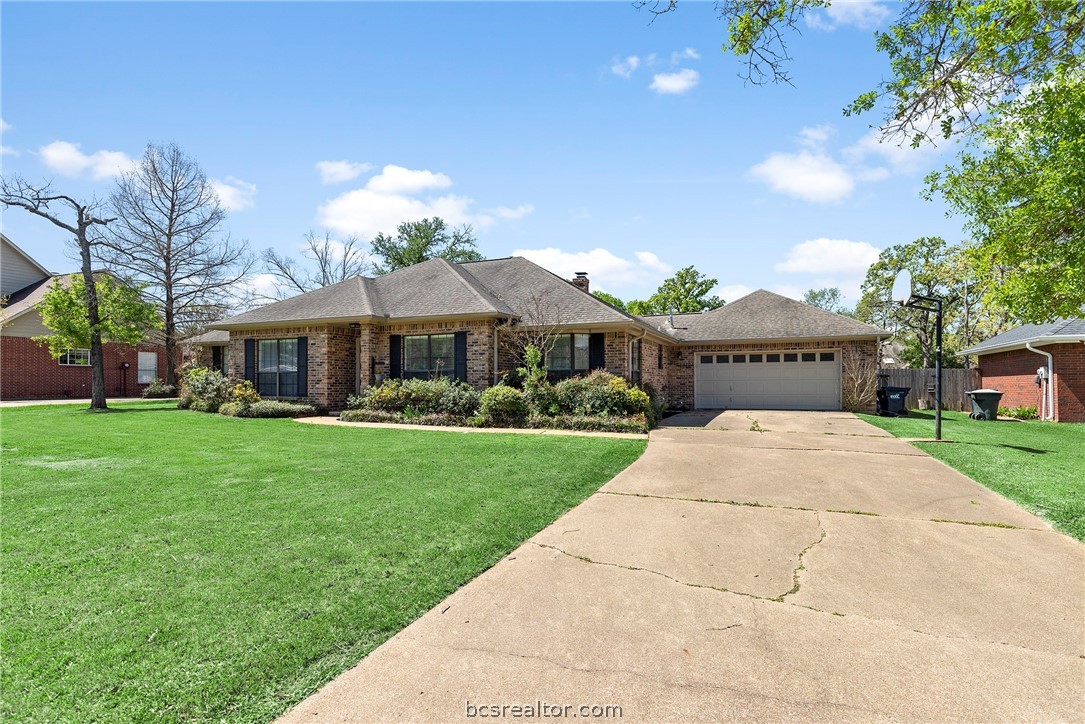 2808 Cimarron Court Property Photo 3