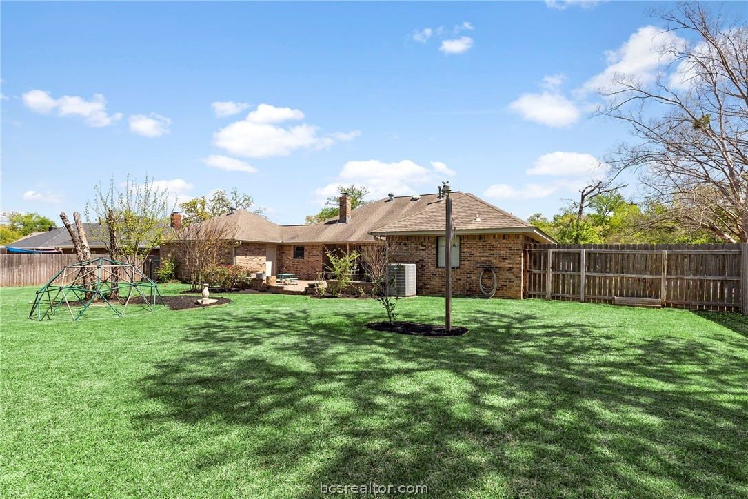 2808 Cimarron Court Property Photo 4