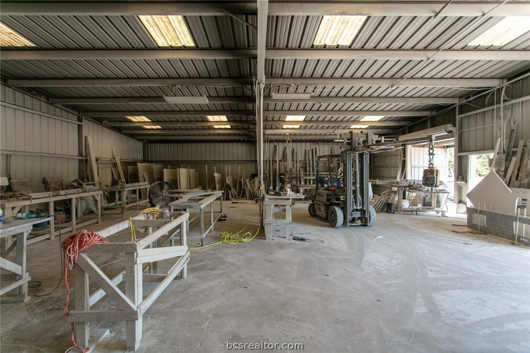 1401 Konecny Property Photo 9