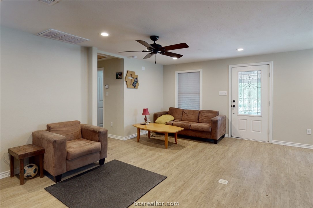 1401 Konecny Property Photo 18
