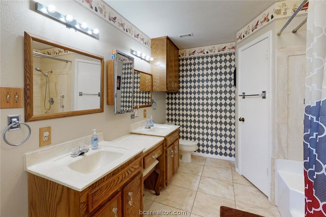 3300 Big Bend Drive Property Photo 17