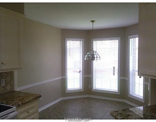 708 Hasselt Street Property Photo 3