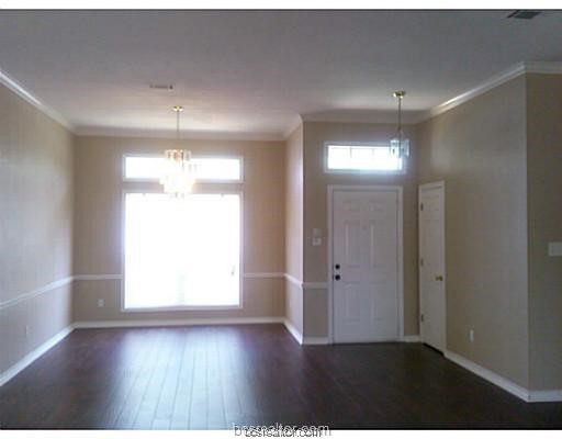 708 Hasselt Street Property Photo 10
