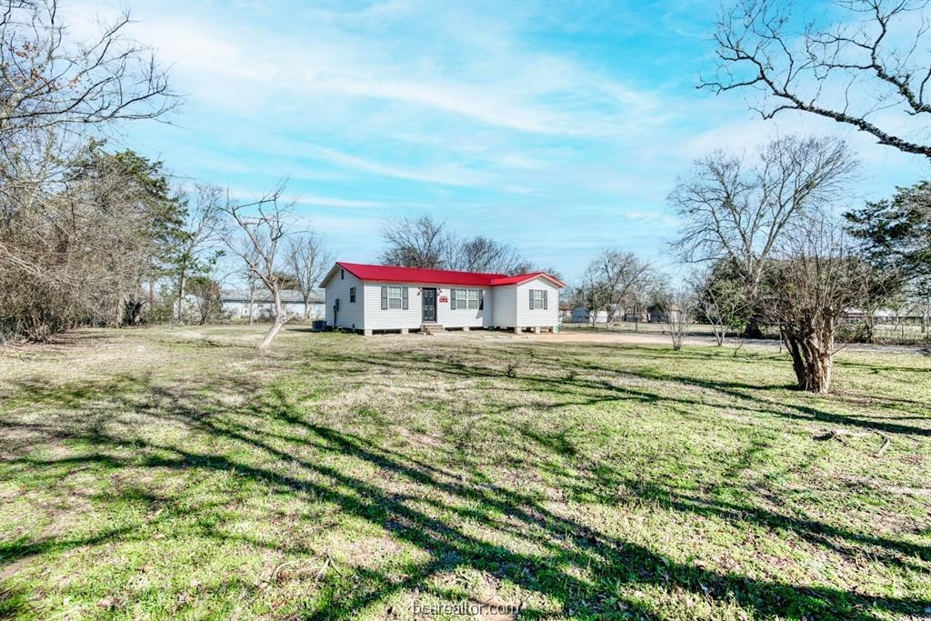 9393 Willow Street Property Photo
