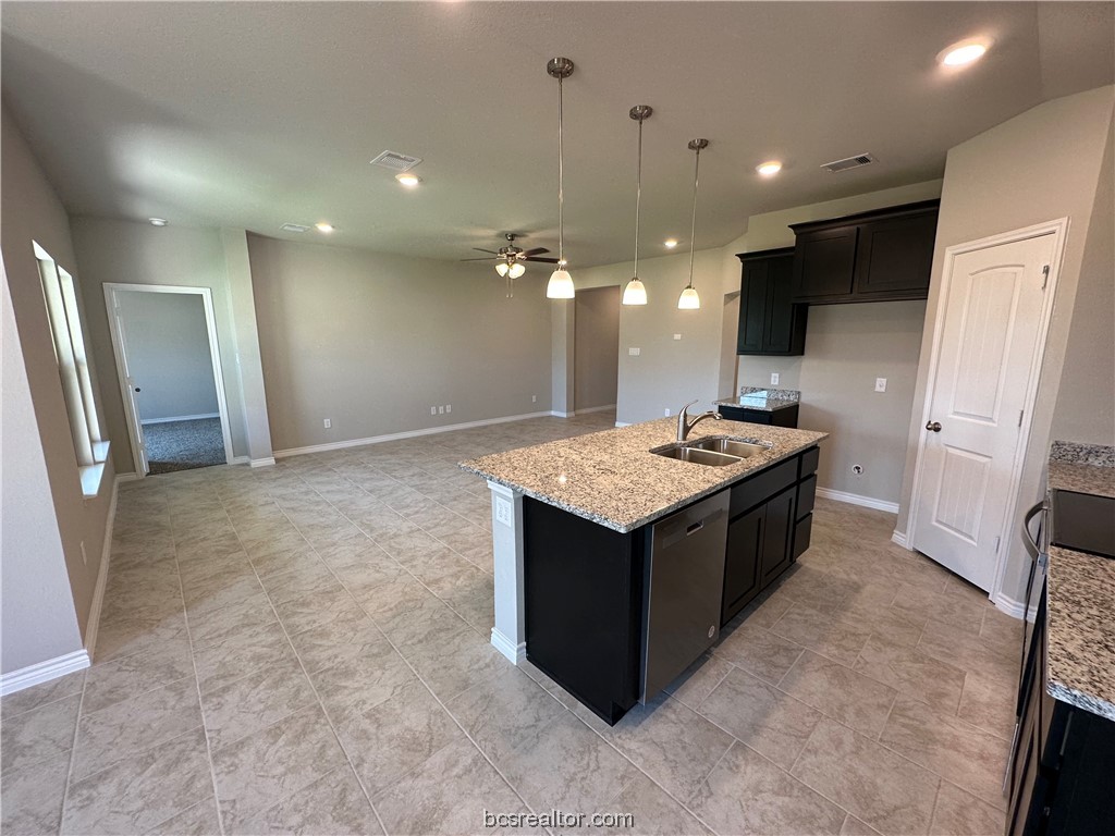 2123 Chief Street Property Photo 5