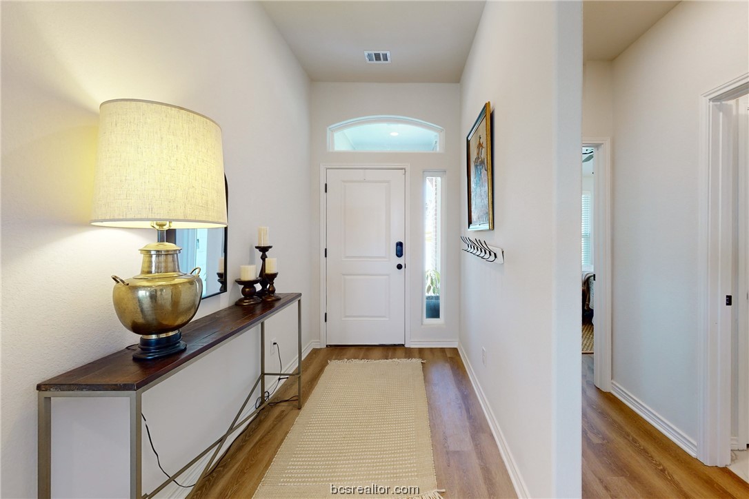 3196 Brady Court Property Photo 4