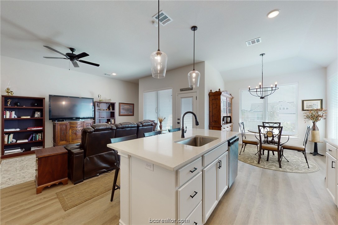3196 Brady Court Property Photo 9