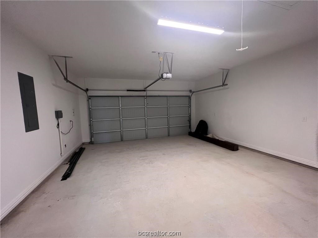 2151 Mountain Wind Loop Property Photo 10