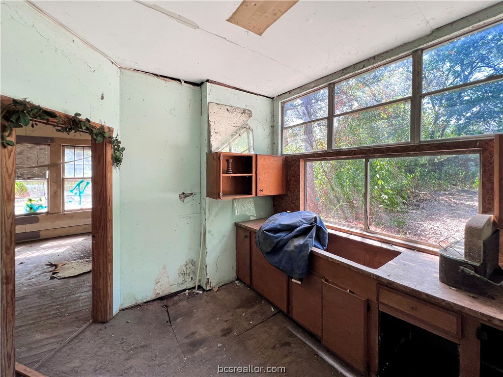 12177 State Highway 21 E Property Photo 12