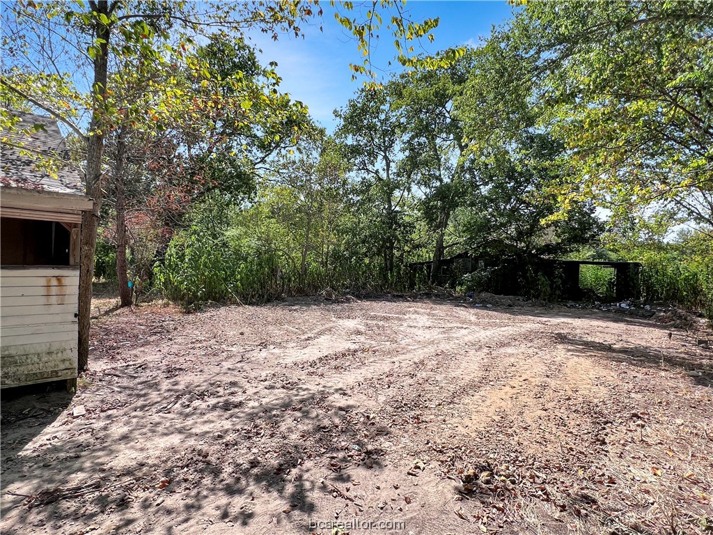 12177 State Highway 21 E Property Photo 16