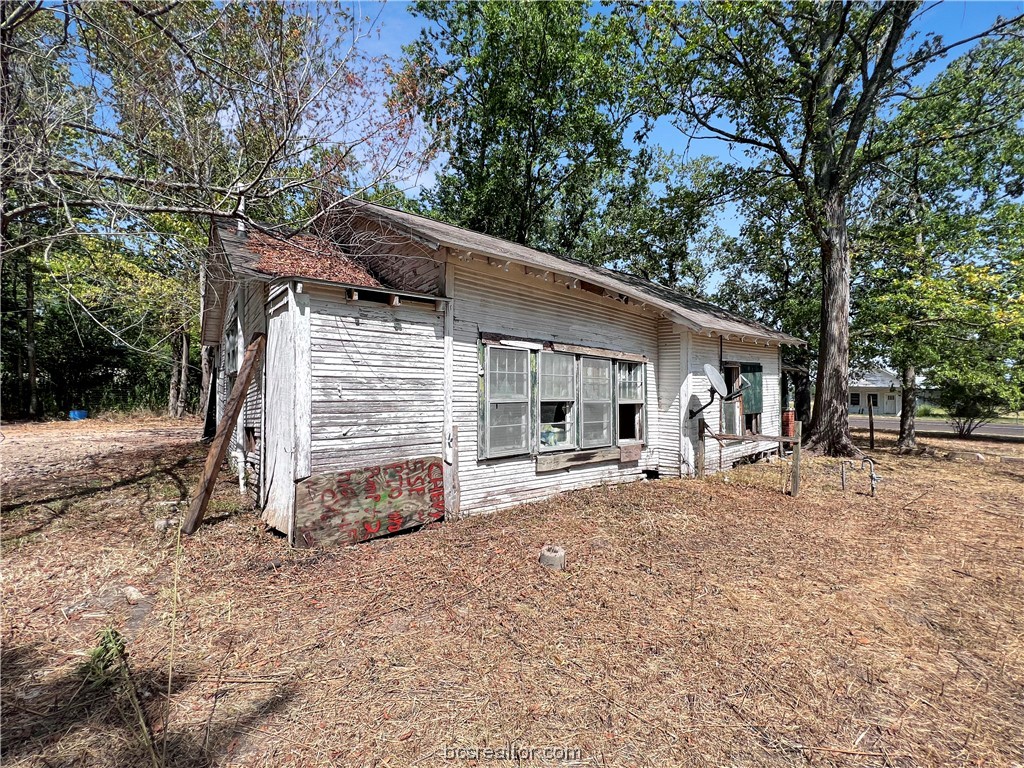 12177 State Highway 21 E Property Photo 18