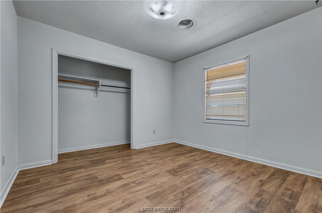 1206 Haines Drive Property Photo 5
