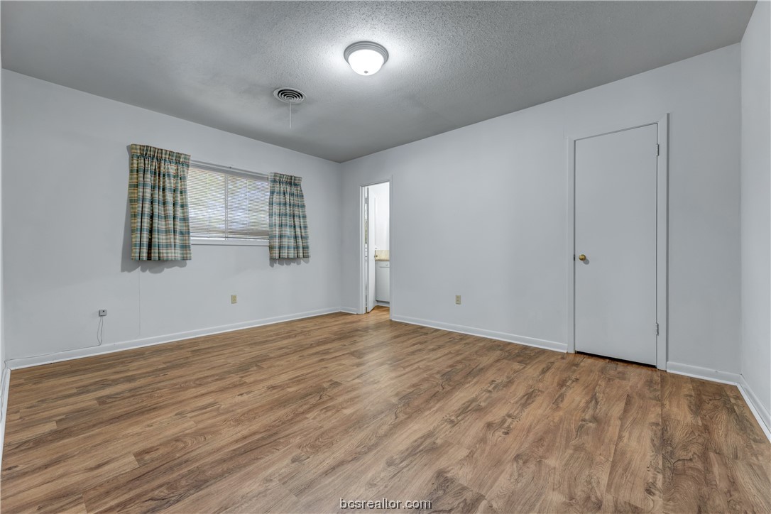 1206 Haines Drive Property Photo 8