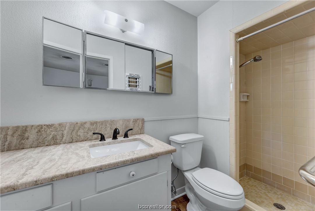 1206 Haines Drive Property Photo 9