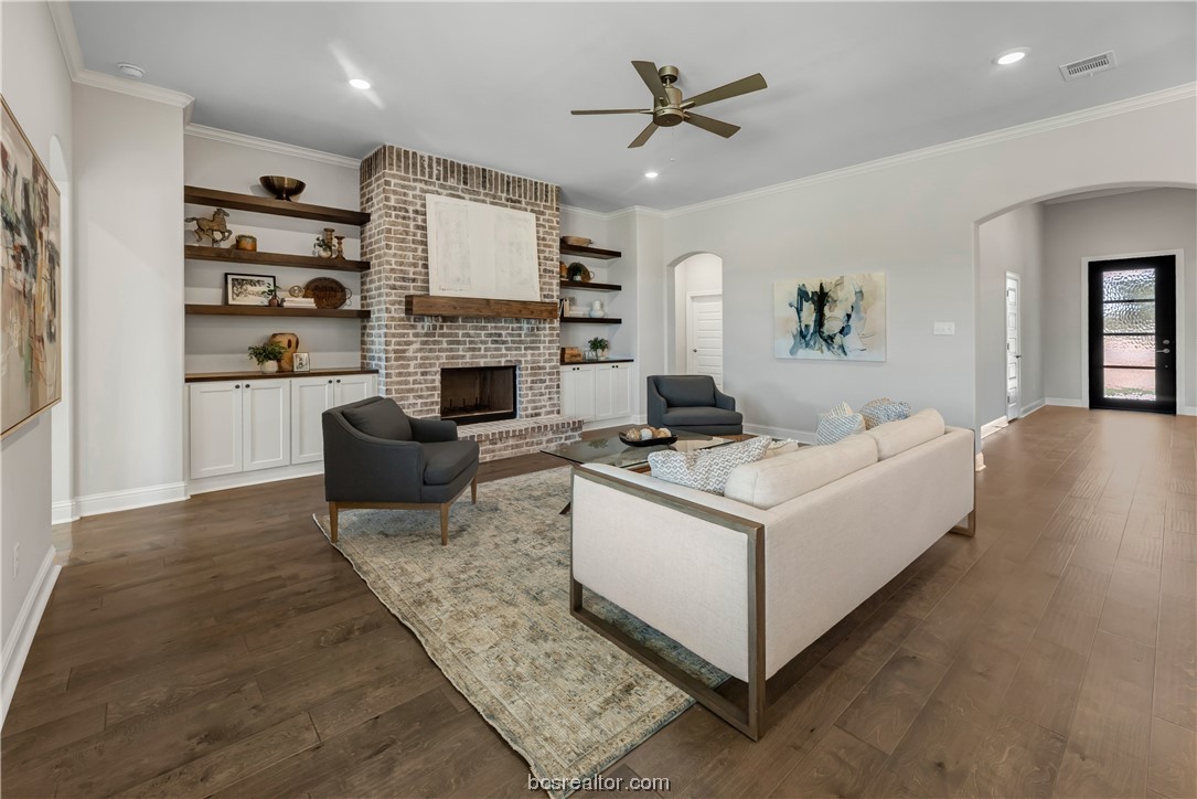 4245 Chukker Lane Property Photo 8