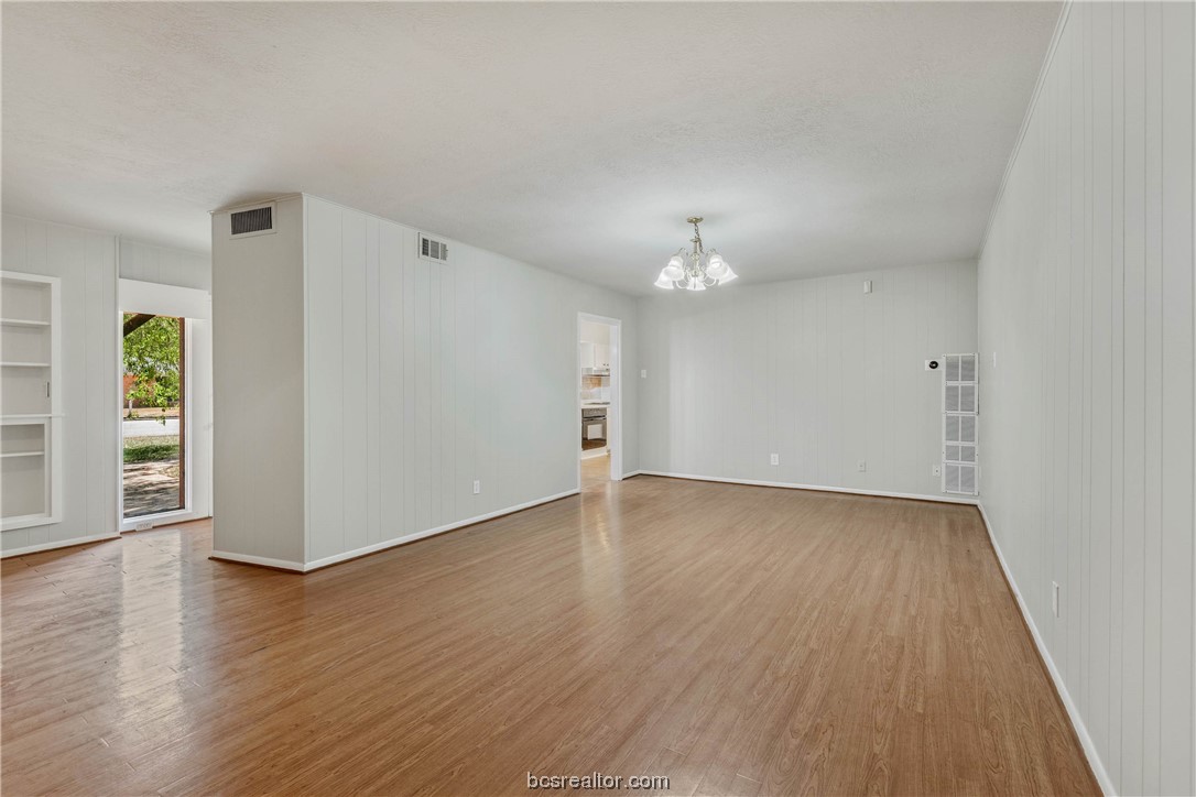 803 Victoria Street Property Photo 10