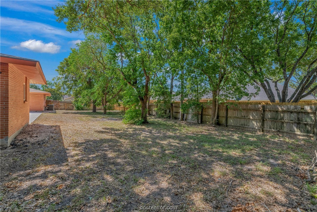 803 Victoria Street Property Photo 32