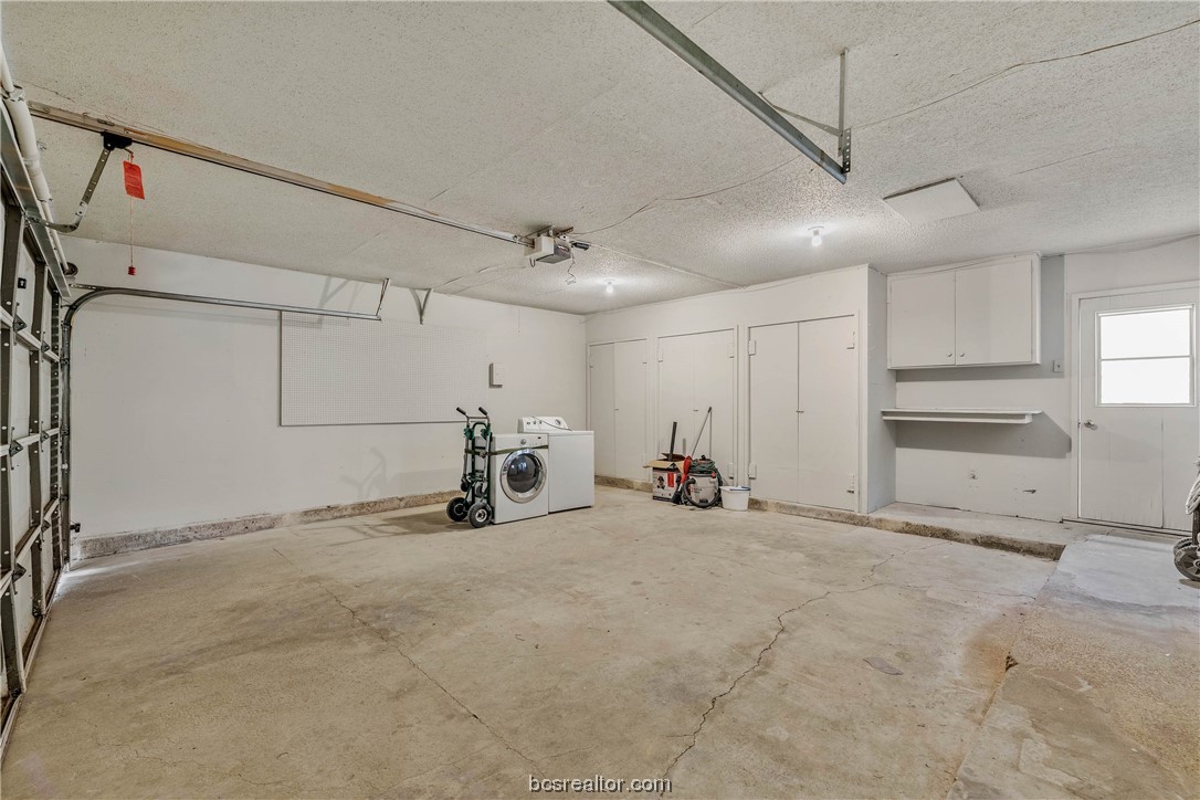 803 Victoria Street Property Photo 34