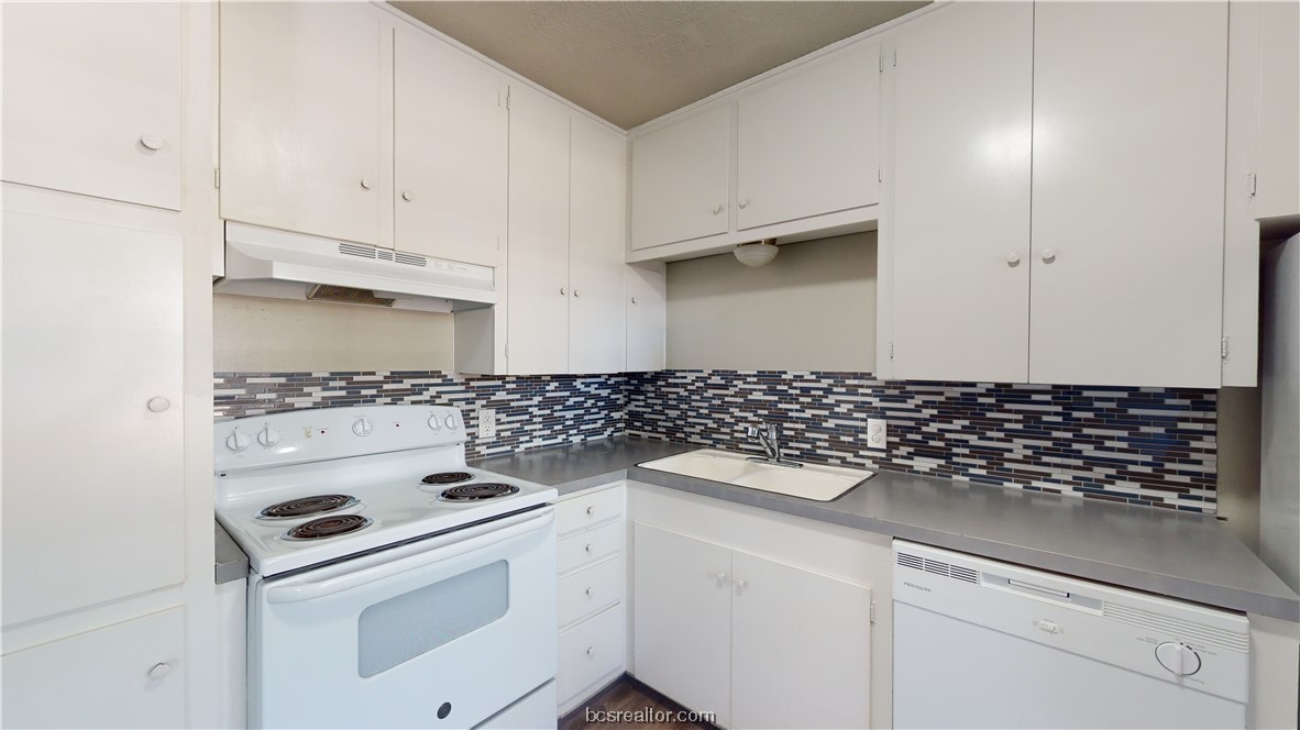 3800 East 29th Street 5 Property Photo 8