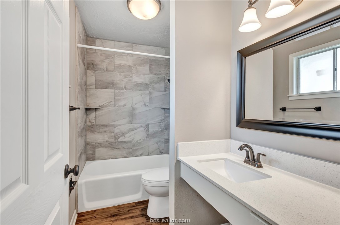3906 Aspen Street Property Photo 13