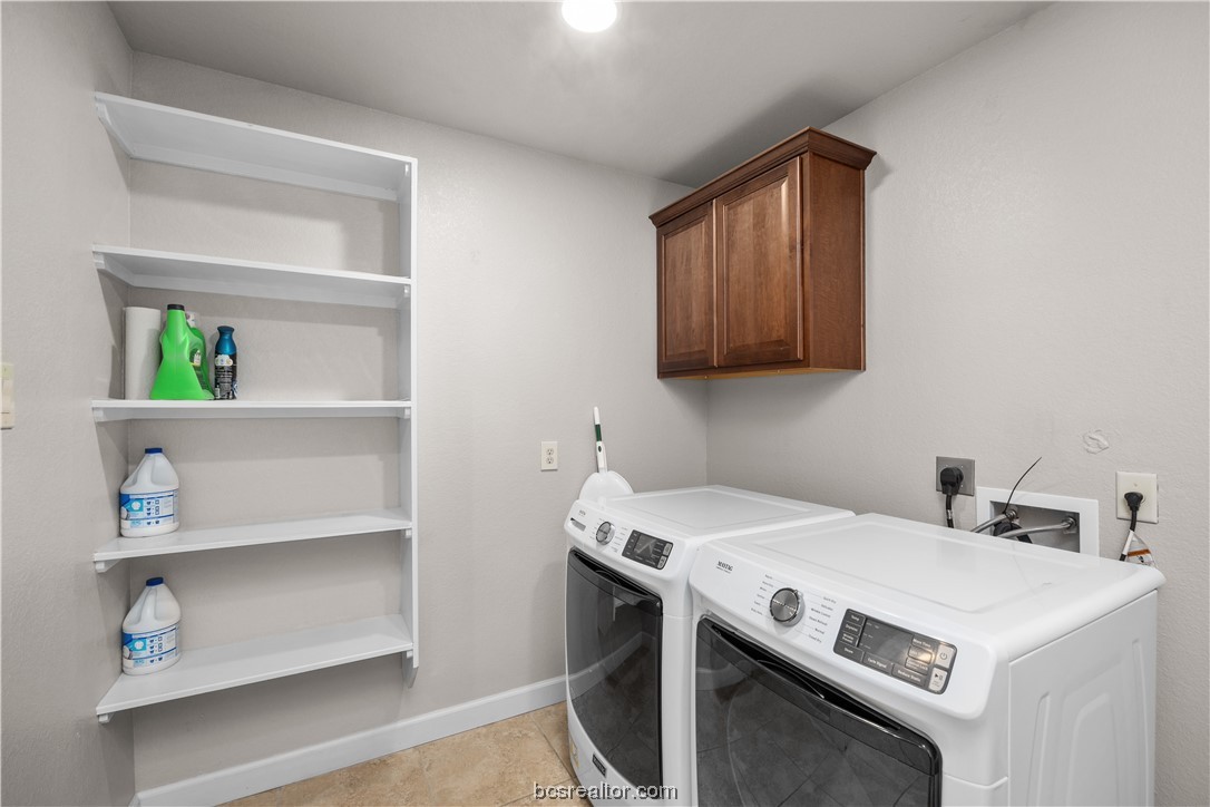 606 Sabine Property Photo 30