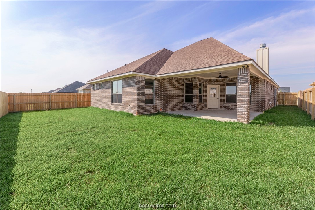 2912 Goldberg Drive Property Photo 2