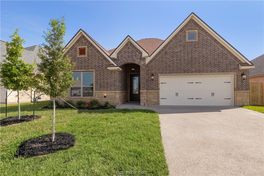 2912 Goldberg Drive Property Photo 3