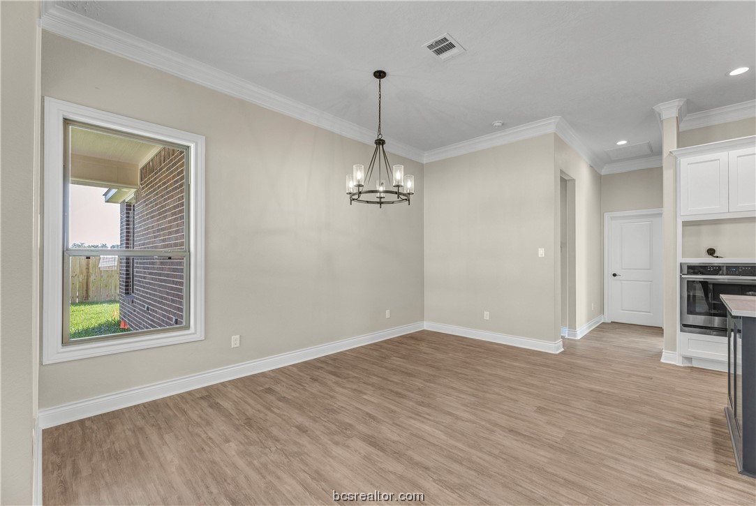 2912 Goldberg Drive Property Photo 7