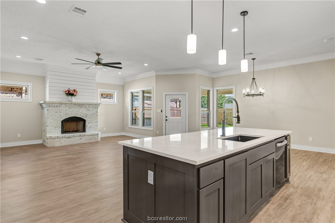 2912 Goldberg Drive Property Photo 12