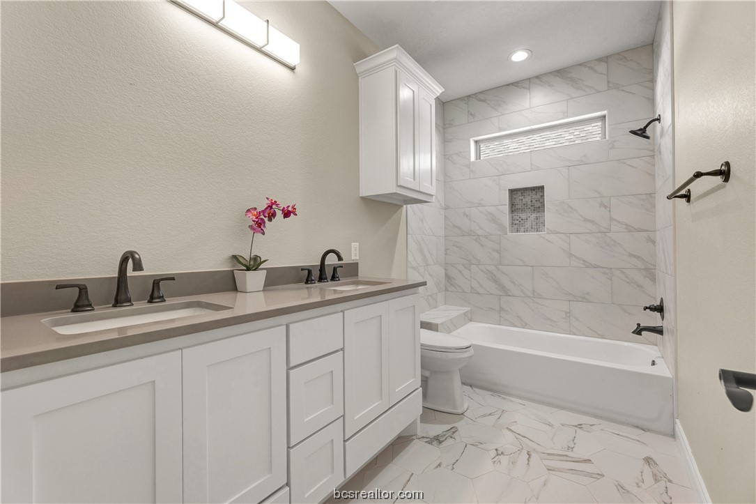 2912 Goldberg Drive Property Photo 25