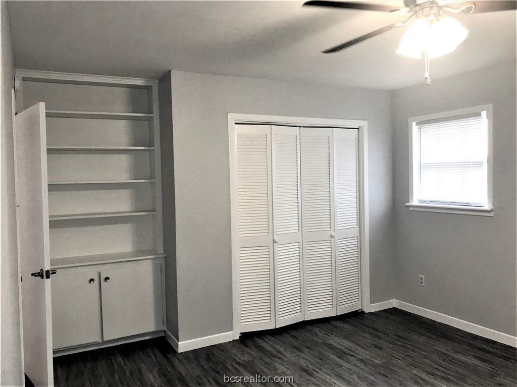 1204 Skirvanek Property Photo 6