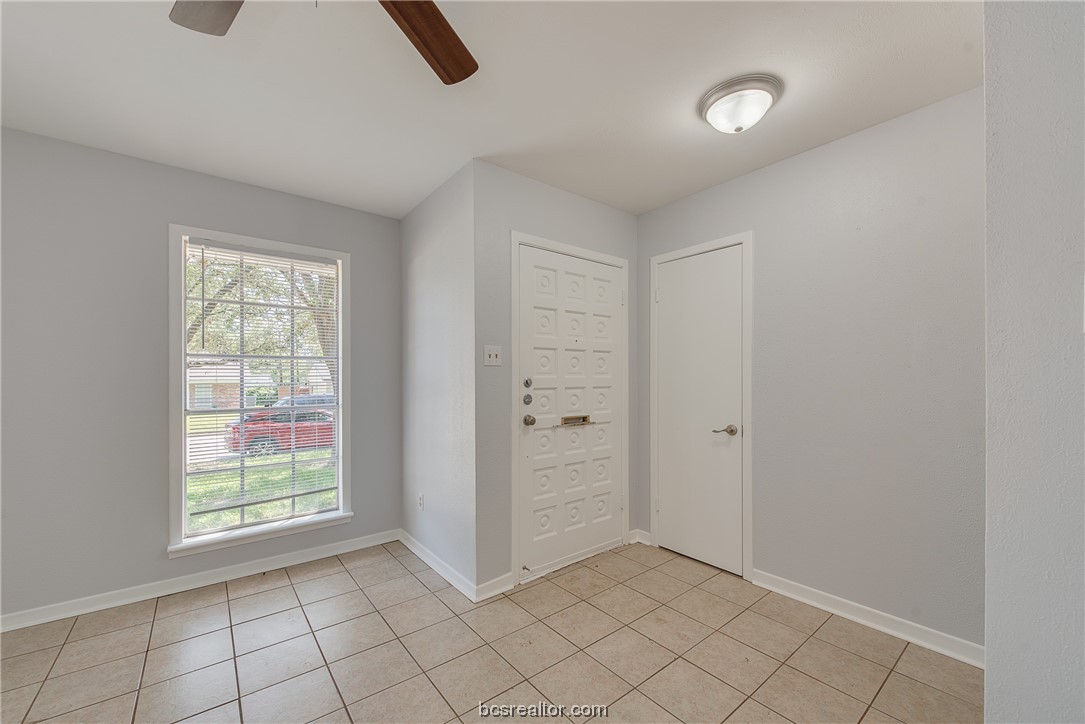 1204 Skirvanek Property Photo 7