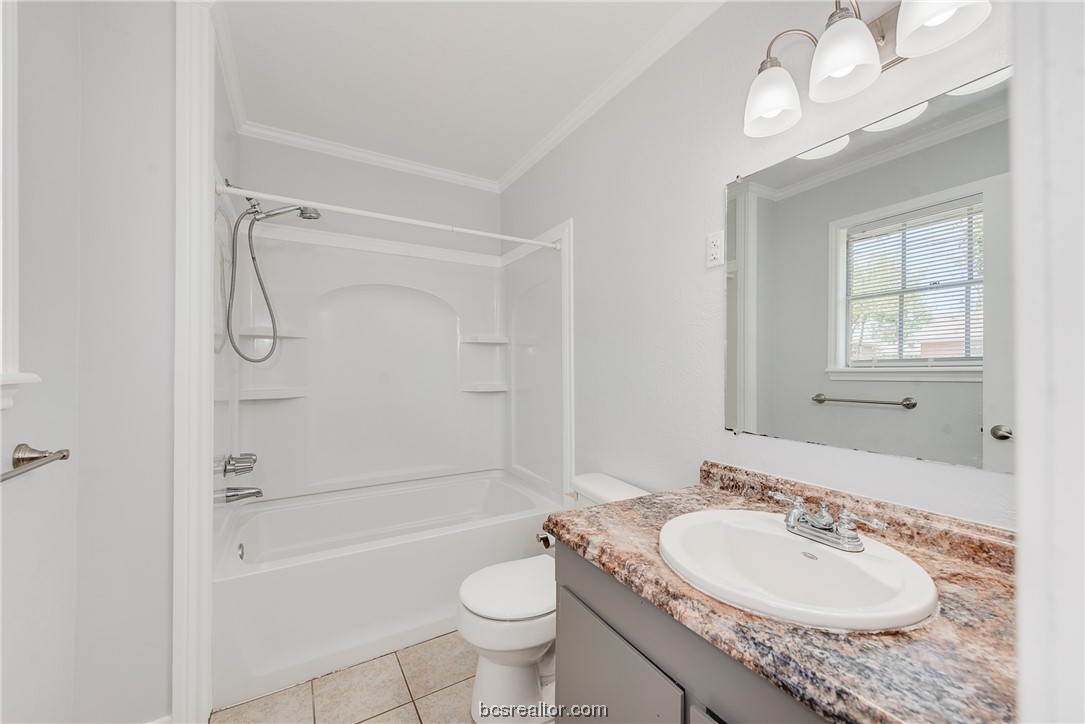 1204 Skirvanek Property Photo 16